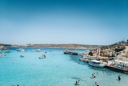 Best English-Speaking Places to Move and Work Abroad